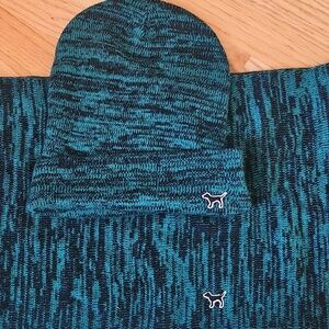 Pink Victoria Secret Matching Hat & Scarf Set with Dog Logo - Teal Green/Blue.